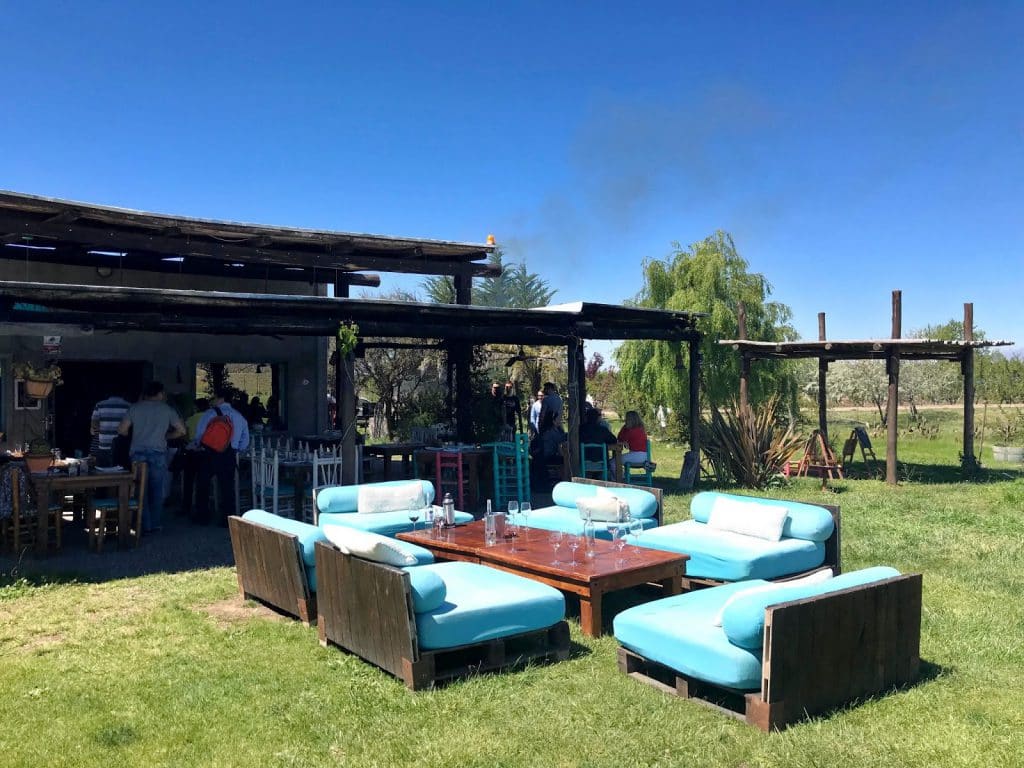 Bodega La Azul no Valle de Uco em Mendoza, Argentina Bodega La Azul no Valle de Uco em Mendoza, Argentina